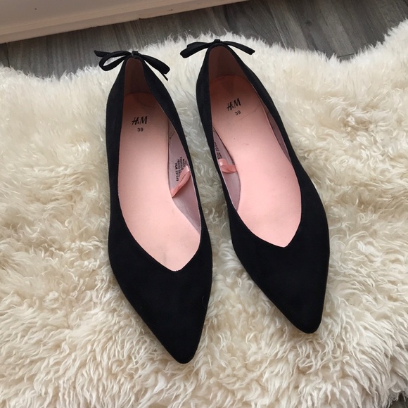 H&M Shoes - Black flats